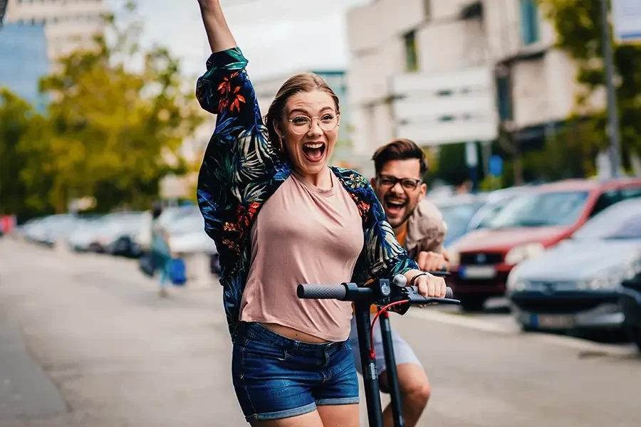 ISIC Gewinnspiel: Studenten jubeln